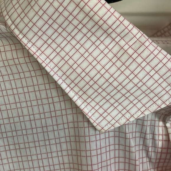 Long sleeve Joe Joseph Abboud shirt.Slim fit, 19 Rust color checker pattern. - Picture 2 of 4